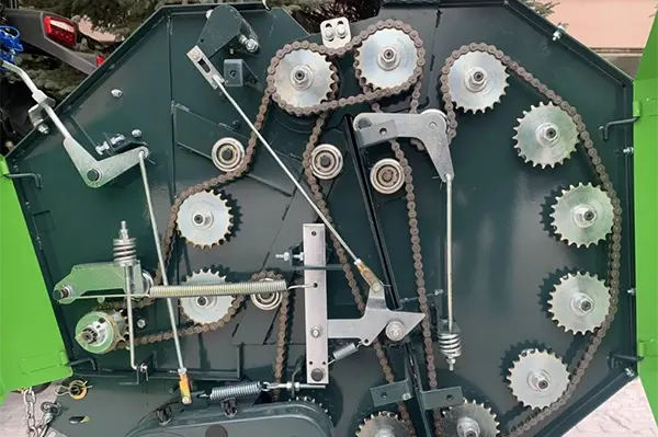 Цепь сельскохозяйственная от компании Приводные Цепи в пресс подборщике