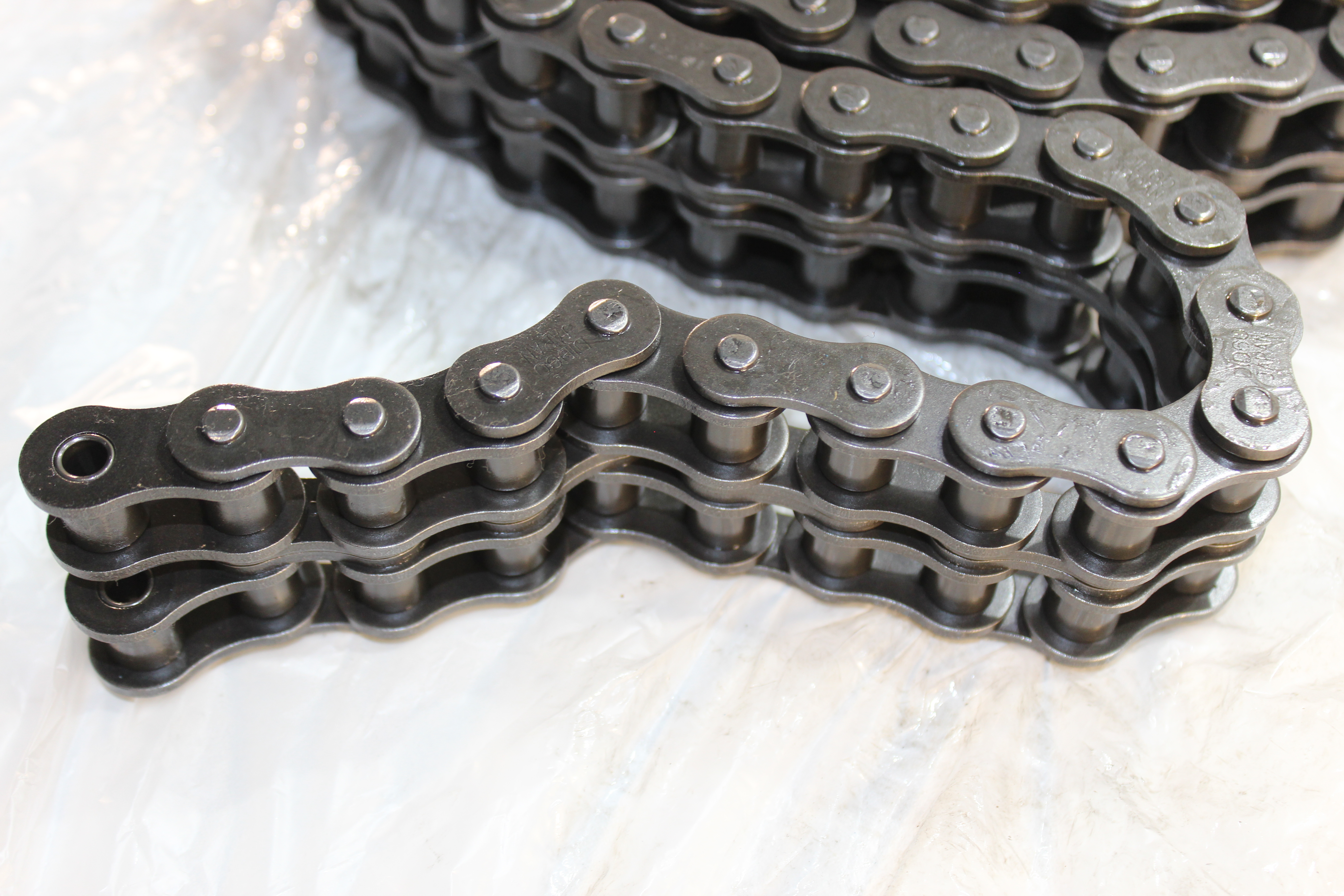 картинка Цепь 60-2 от магазина «Приводные цепи»