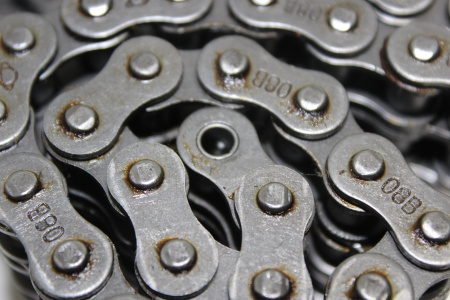 картинка Цепь 08B-3 от магазина «Приводные цепи»